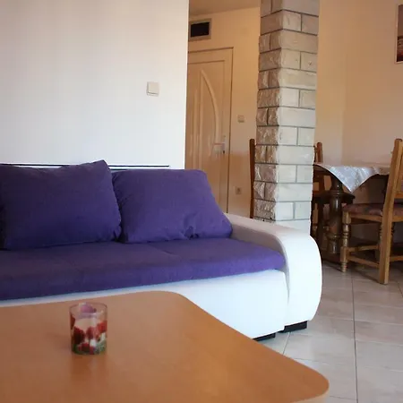 Apartman Novoselic *