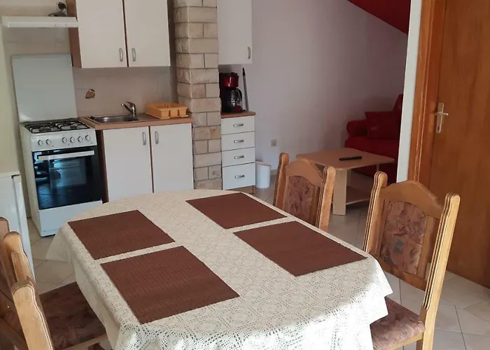 Novoselic Apartmán *